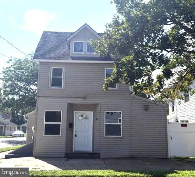 200 N New St, Dover
