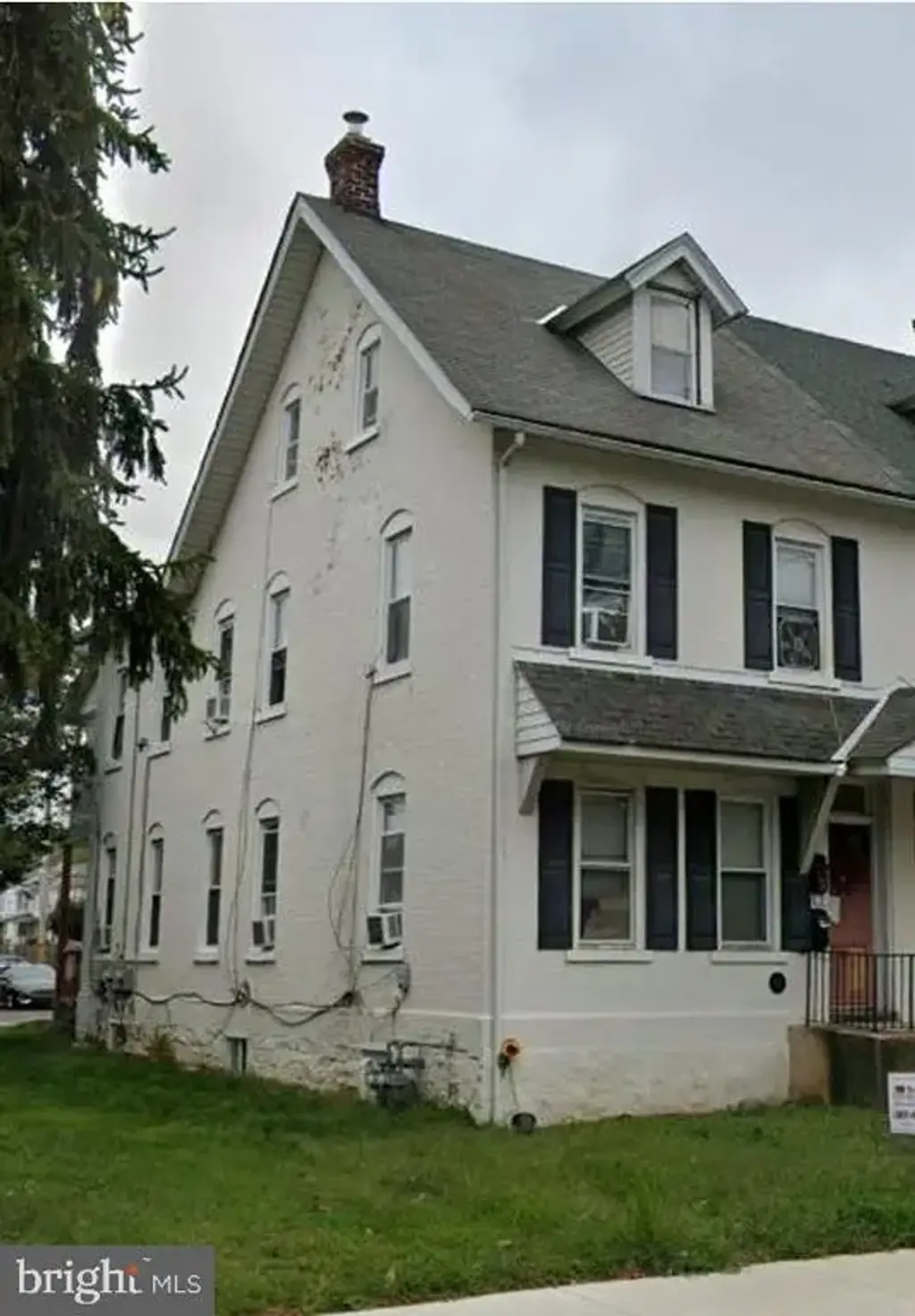 233 E Main St, LANSDALE