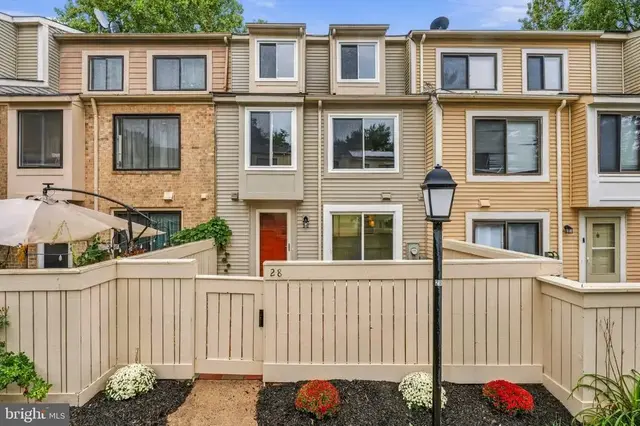 28 Welbeck Ct, Montgomery Village