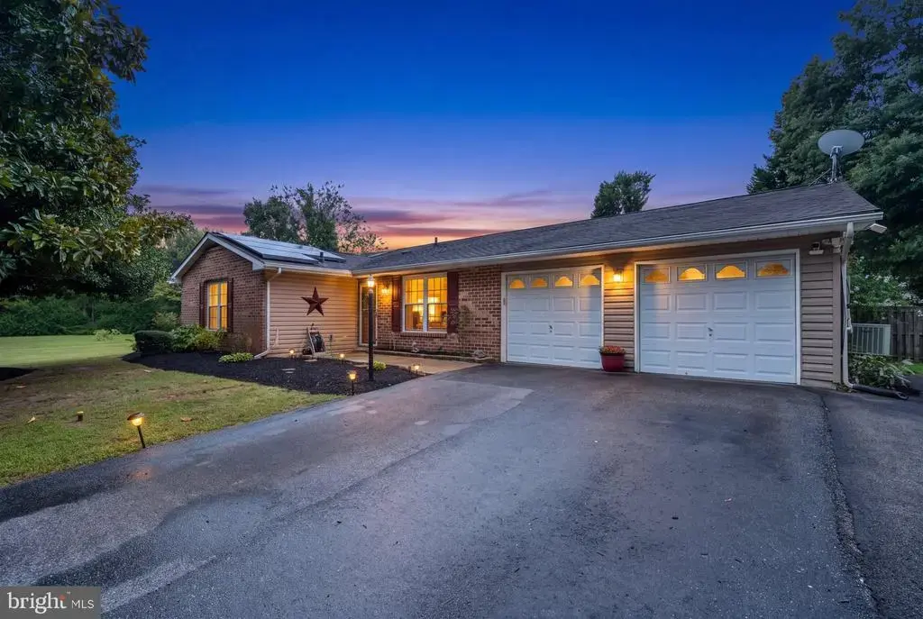 553 Harvest Rd, SEVERN