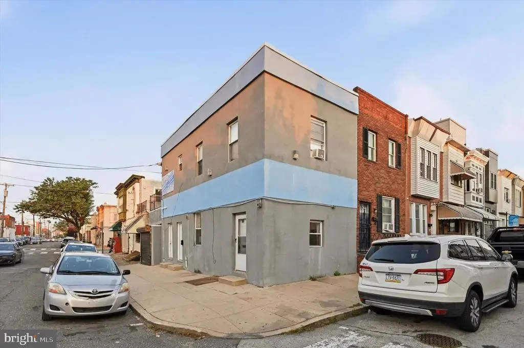 2601 S Marshall St, PHILADELPHIA