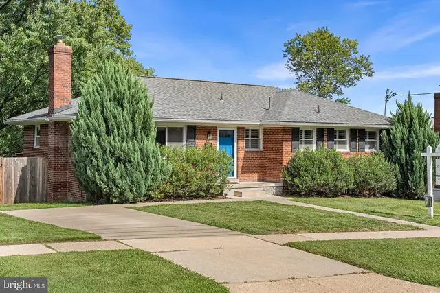 2305 Peggy Ln, Silver Spring