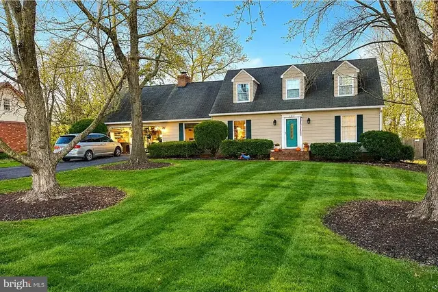 102 Wythe Ave, Stephens City