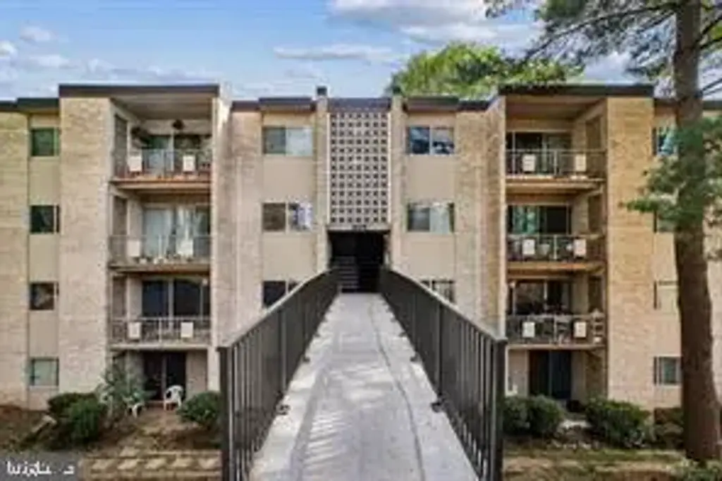 12303 Braxfield Ct #391, ROCKVILLE