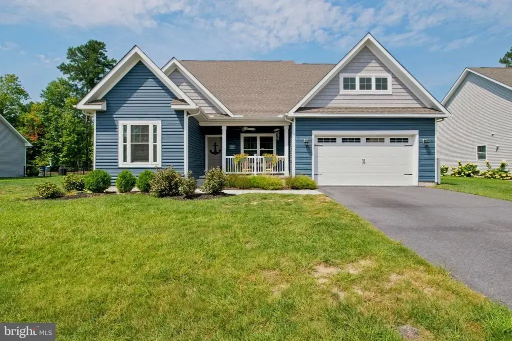 22493 Ridgecrest Dr, MILTON