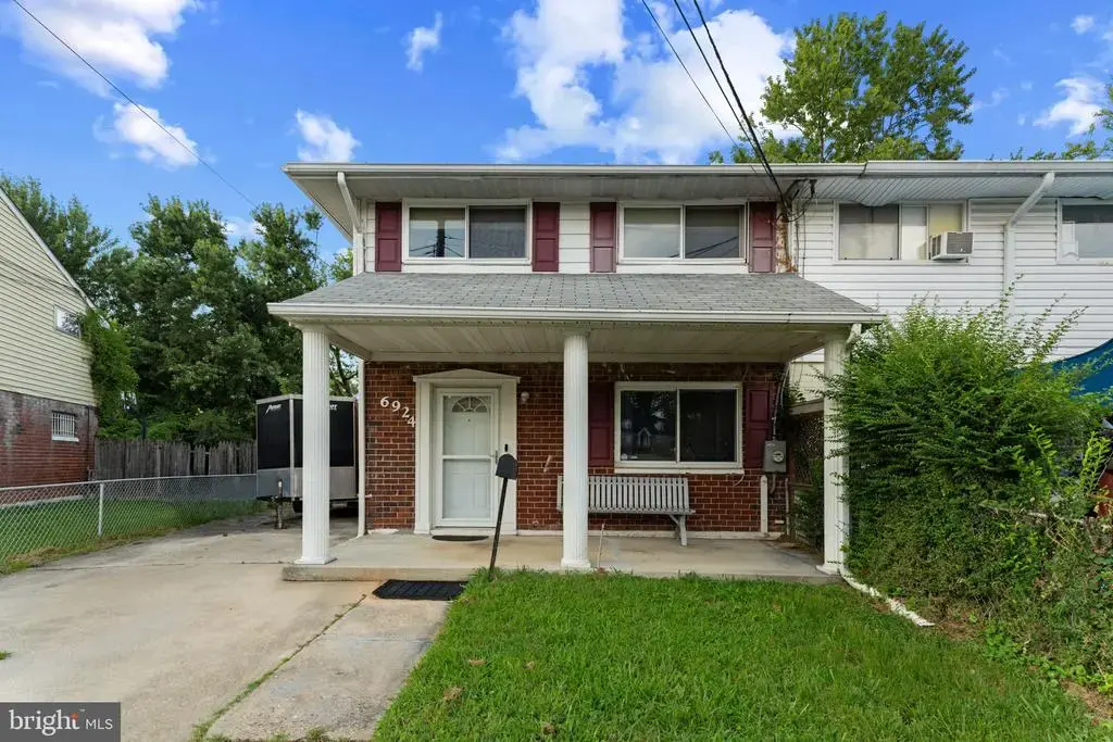 6924 Flagstaff St, LANDOVER