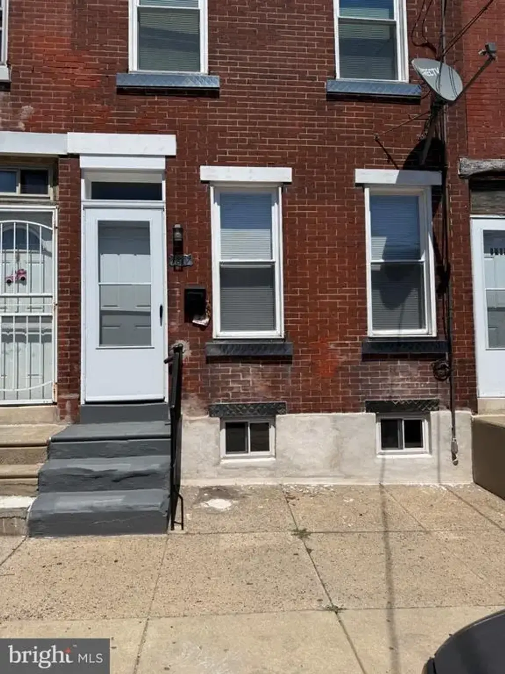 1817 E Madison St, PHILADELPHIA