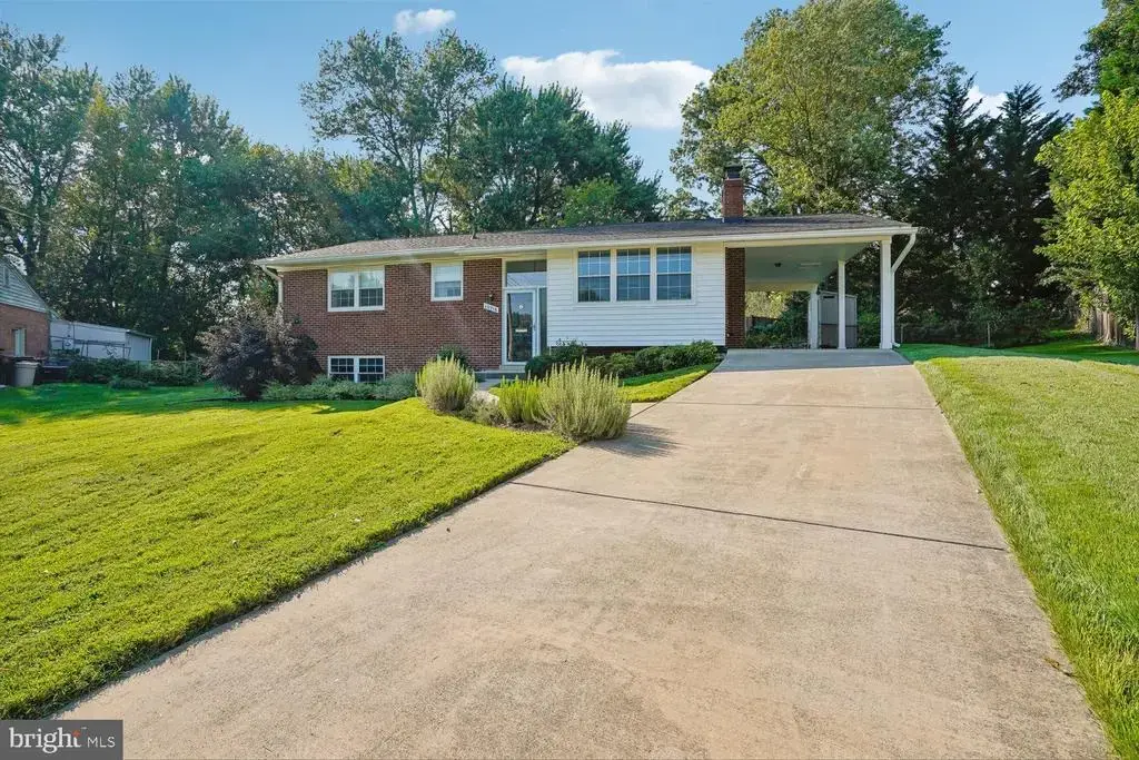 10316 Monroe Ct, FAIRFAX