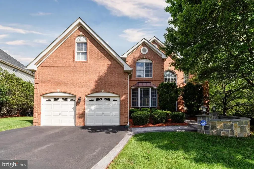 13249 Middleton Farm Ln, HERNDON