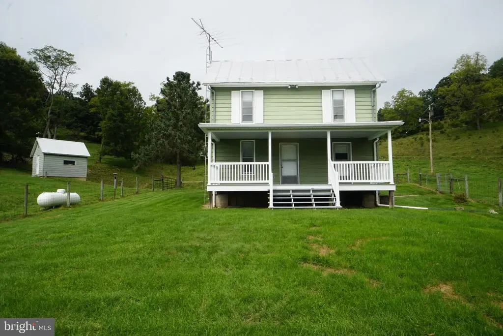 242 Newman Ln, FRANKLIN
