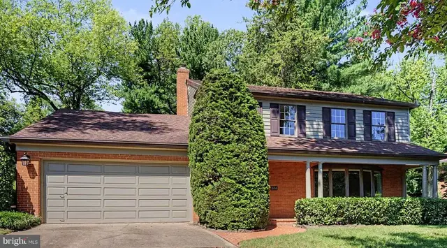 1604 East Ave, Mclean