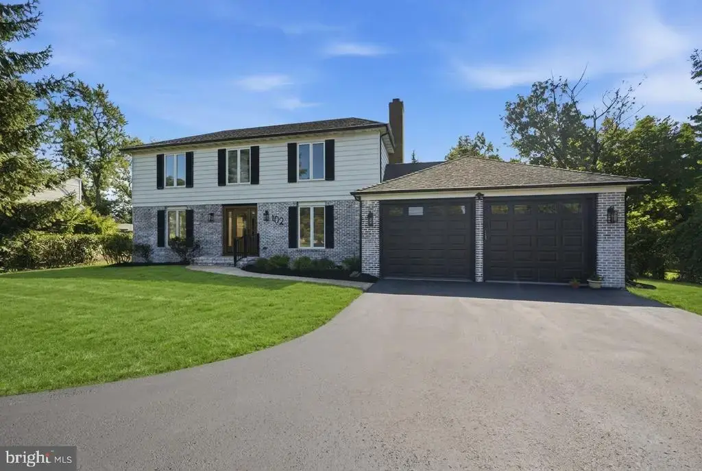 102 Route 31 S, PENNINGTON