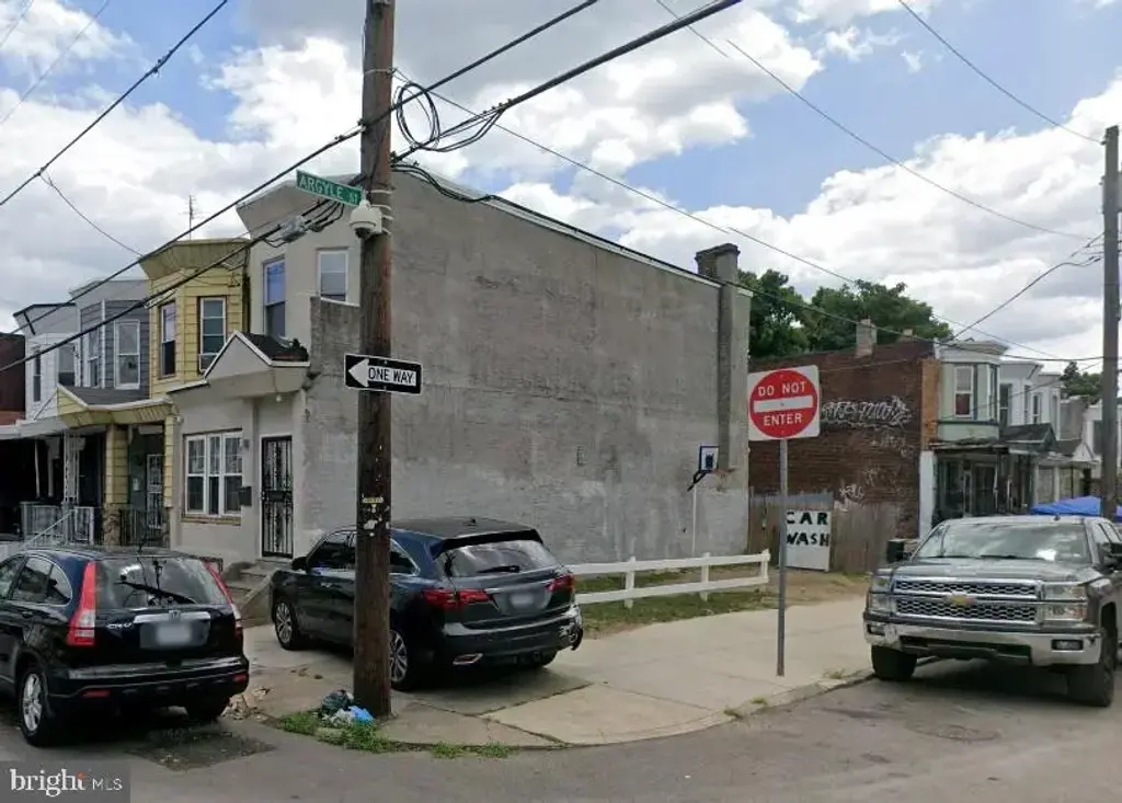 932 E Ontario St, PHILADELPHIA