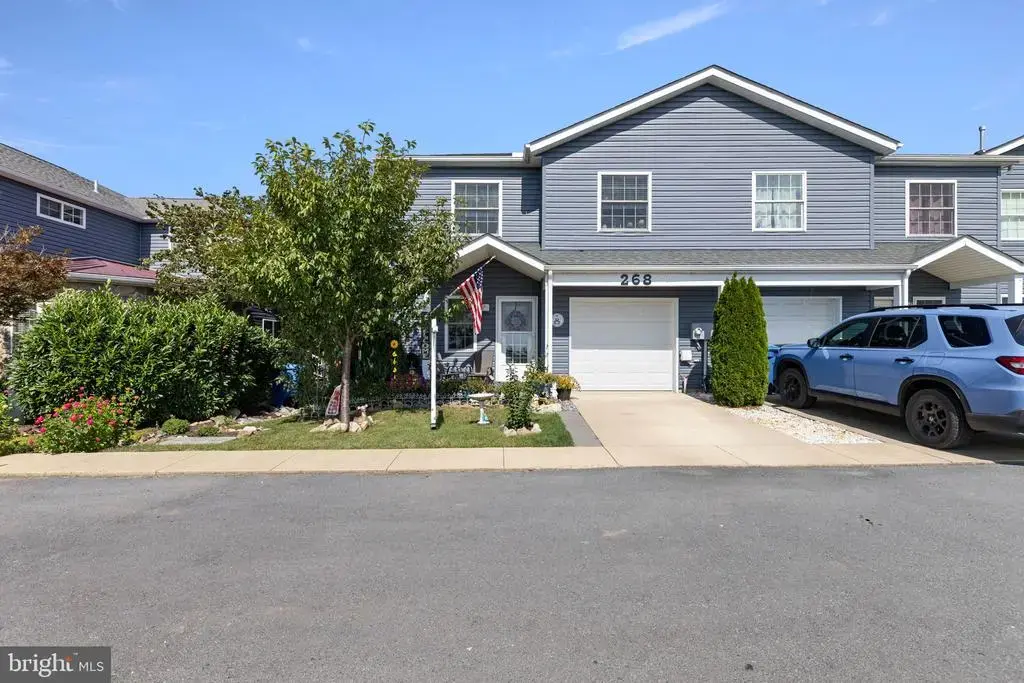 268 Parkside Ct, WOODSTOCK