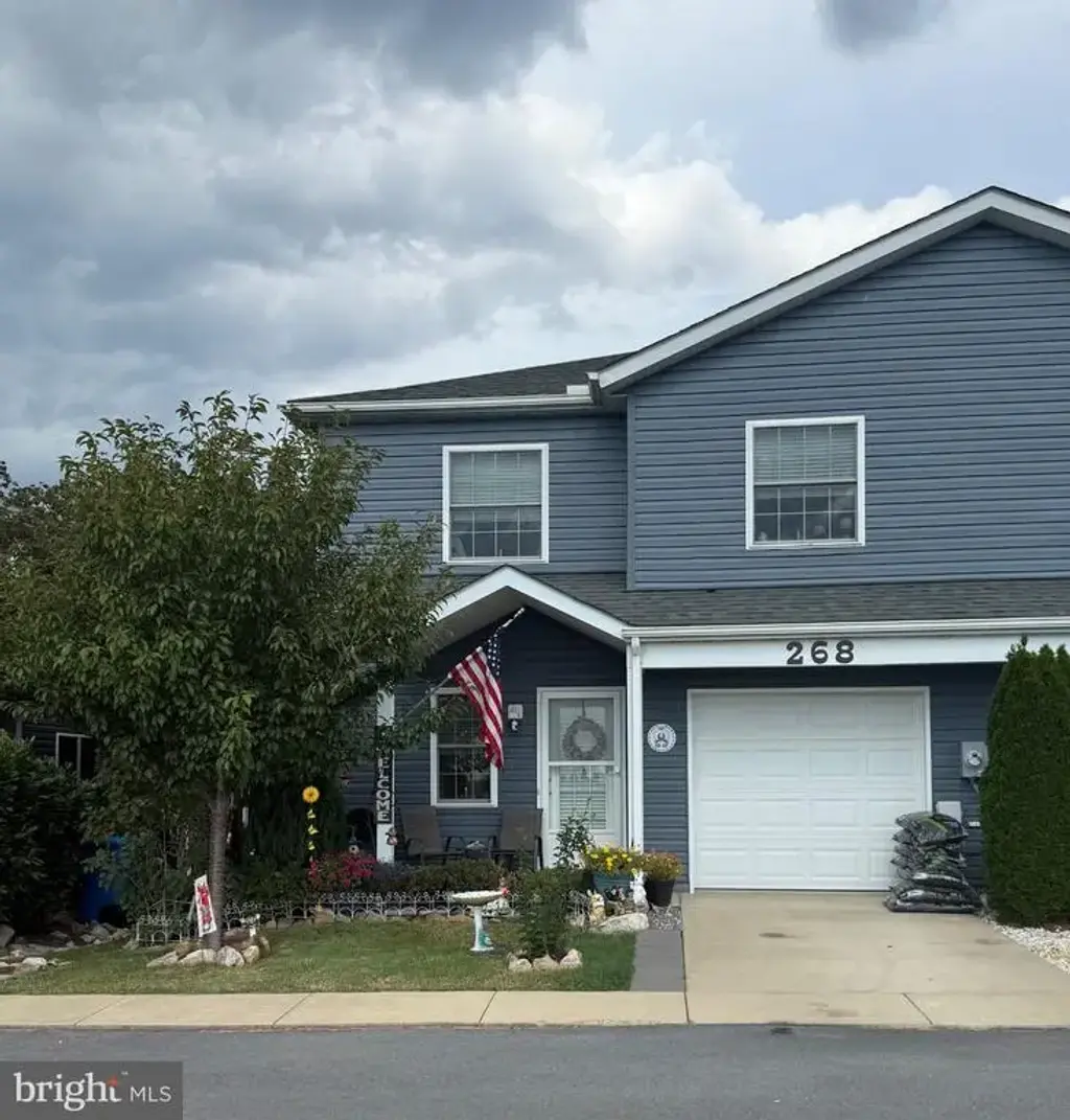 268 Parkside Ct, WOODSTOCK