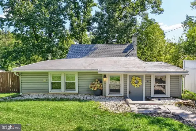 291 Camp Ground Rd, Dillsburg