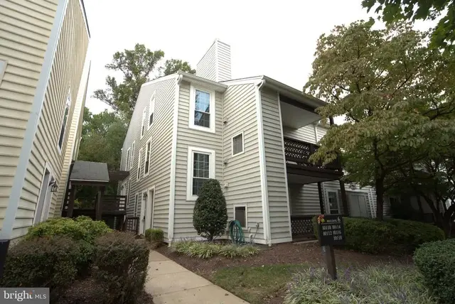 10118 Oakton Terrace Rd #10118, Oakton