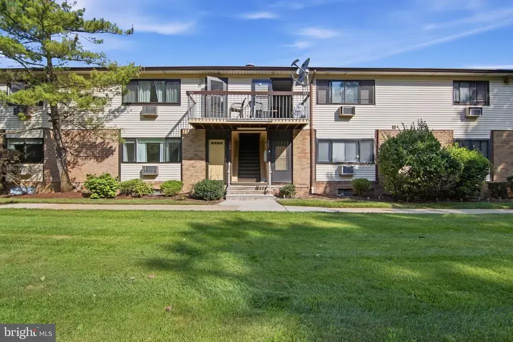903 Cricket Ln, WOODBRIDGE