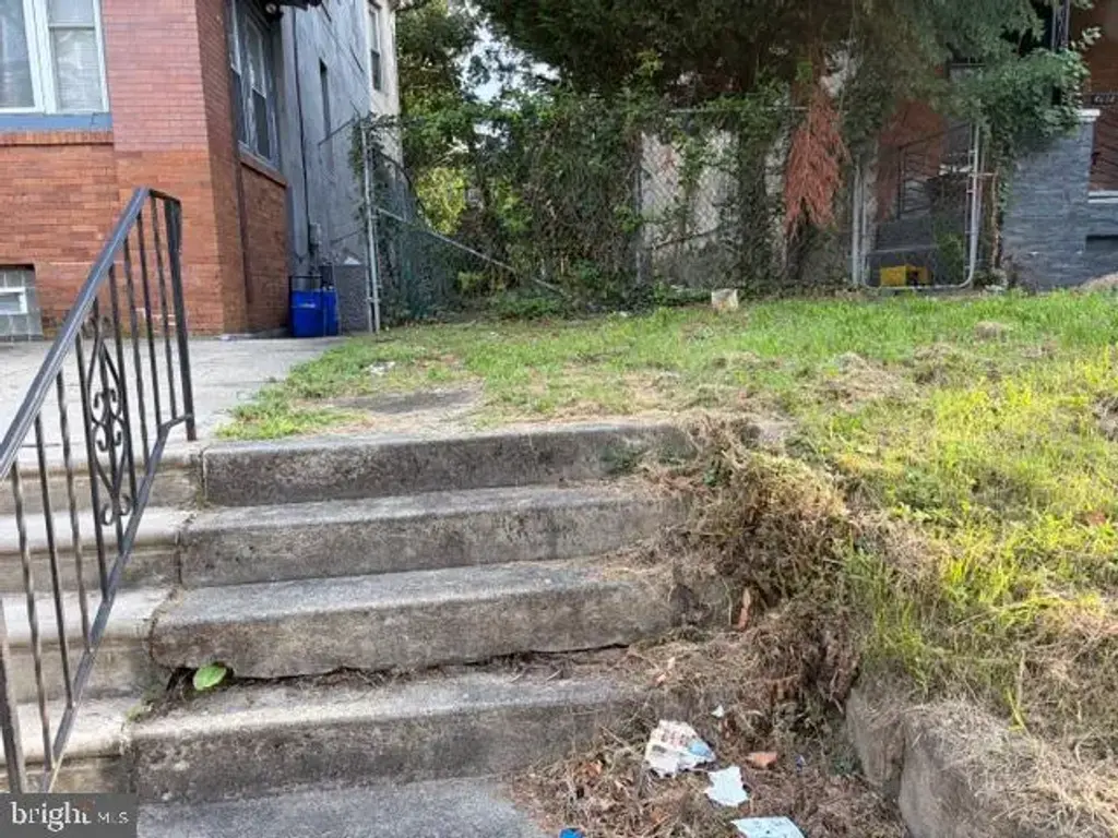 2220 W Tioga St, PHILADELPHIA