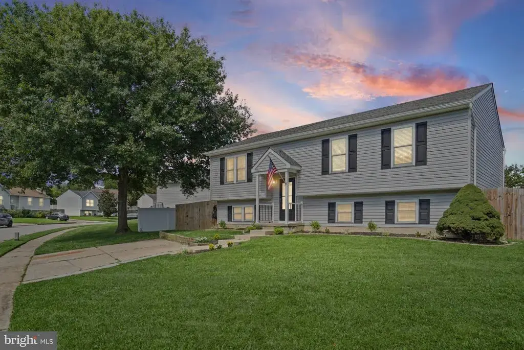8 Taos Cir, BALTIMORE