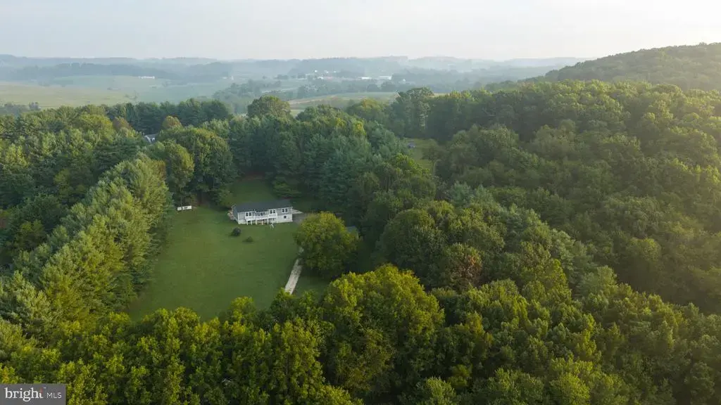 1020 Ridge, PYLESVILLE