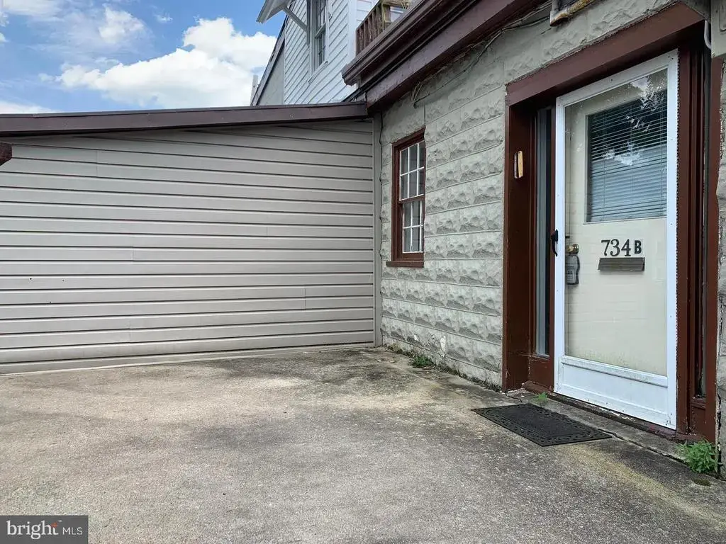 734 Fairground Ave #b, CHAMBERSBURG