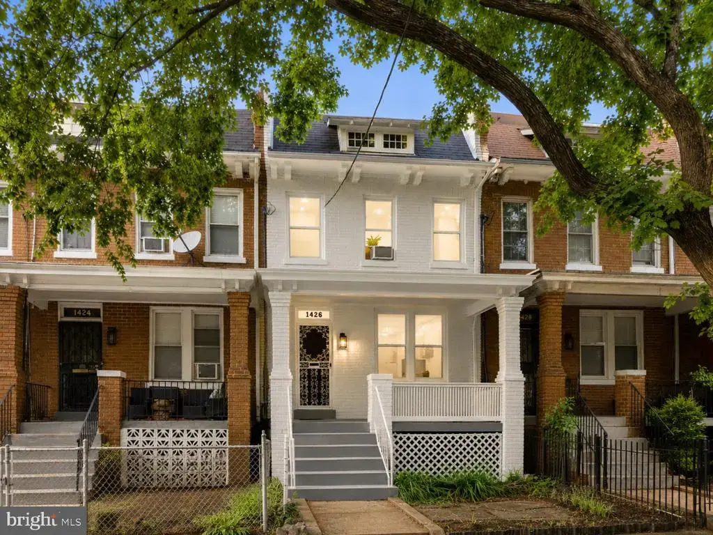 1426 S Se, WASHINGTON