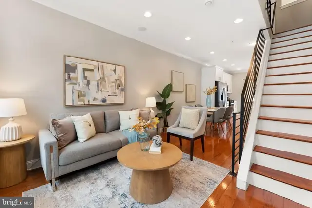 2226 Cross St, Philadelphia