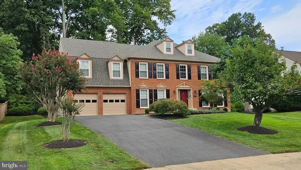 5381 Ashleigh Rd, FAIRFAX