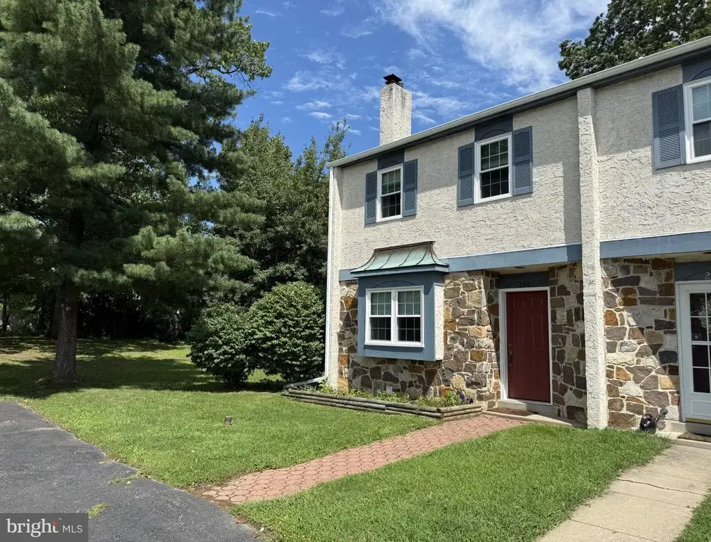 290 Lawndale Ave, KING OF PRUSSIA