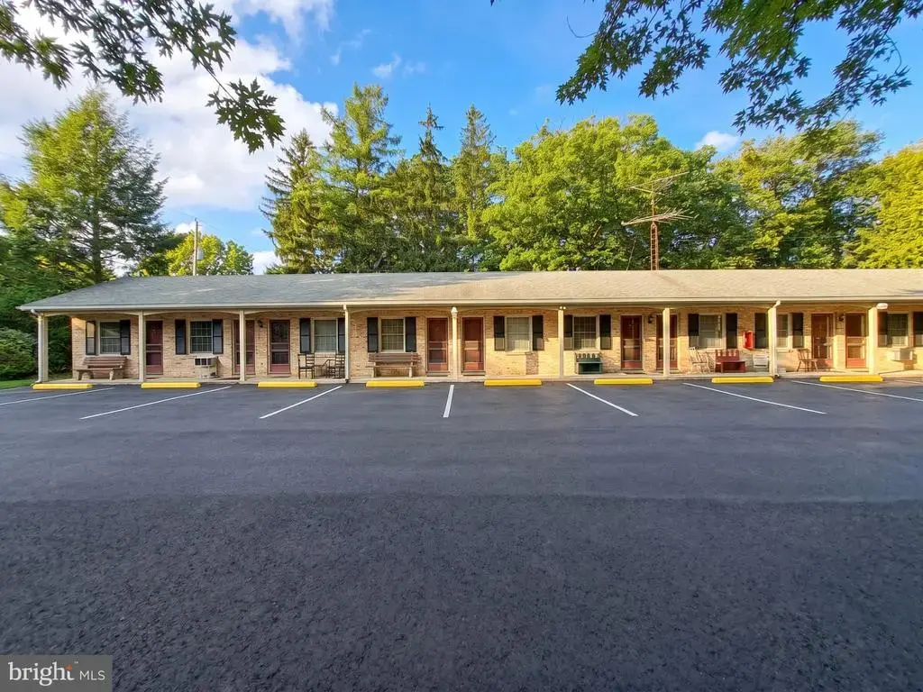 5104 Fairfield Rd, FAIRFIELD