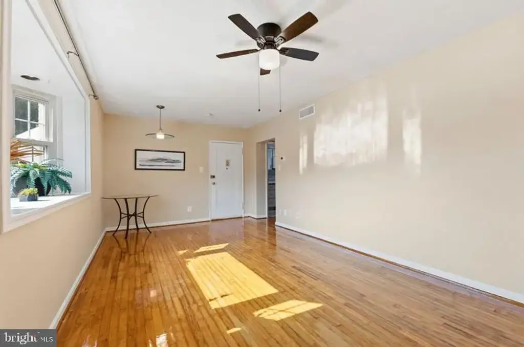 2910 Peyton Randolph Dr #169, FALLS CHURCH