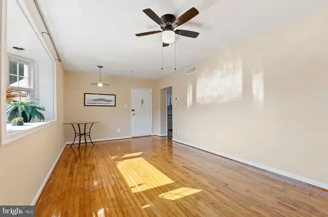 2910 Peyton Randolph Dr #169, Falls Church
