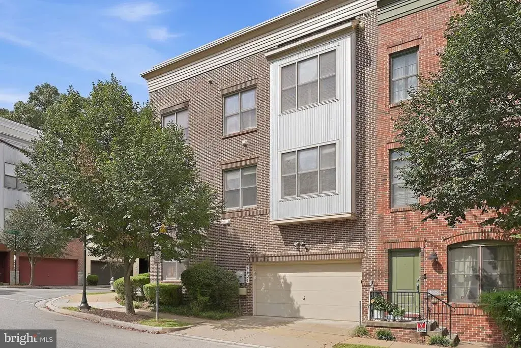 5601 Lustine St, HYATTSVILLE