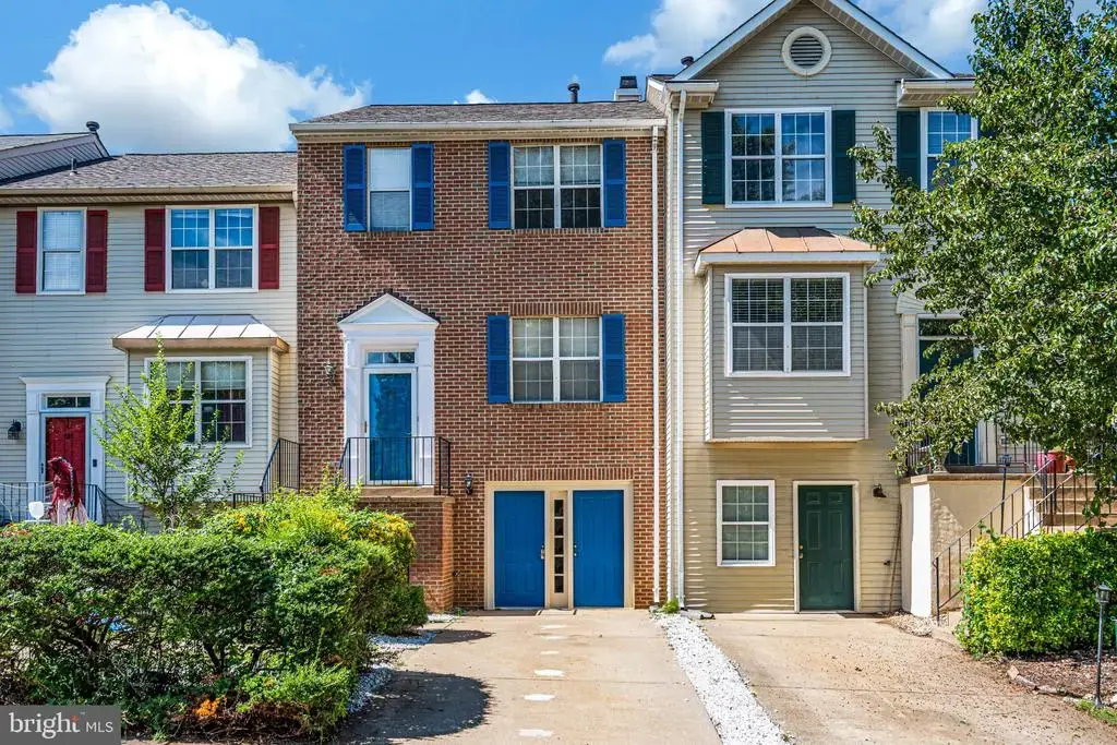 205 Club House Rd, FREDERICKSBURG