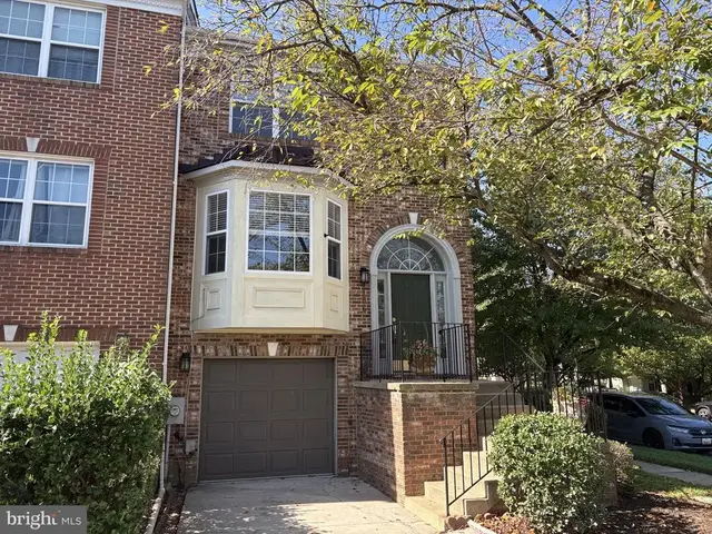 8106 Castlebury Ter, Gaithersburg