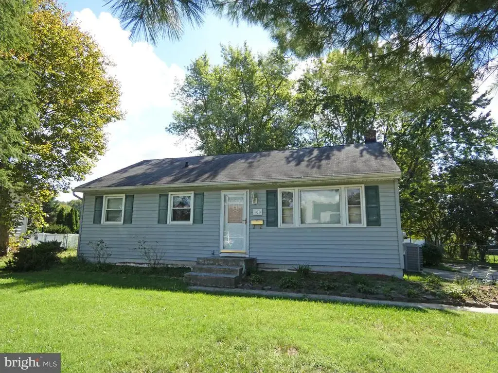 100 Queen Ave, PENNSVILLE