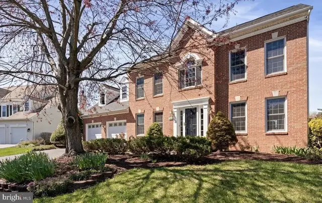 2608 Chriswell Pl, Herndon