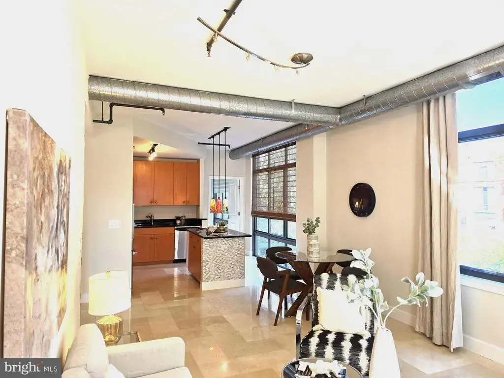 520 John Carlyle St #343, ALEXANDRIA