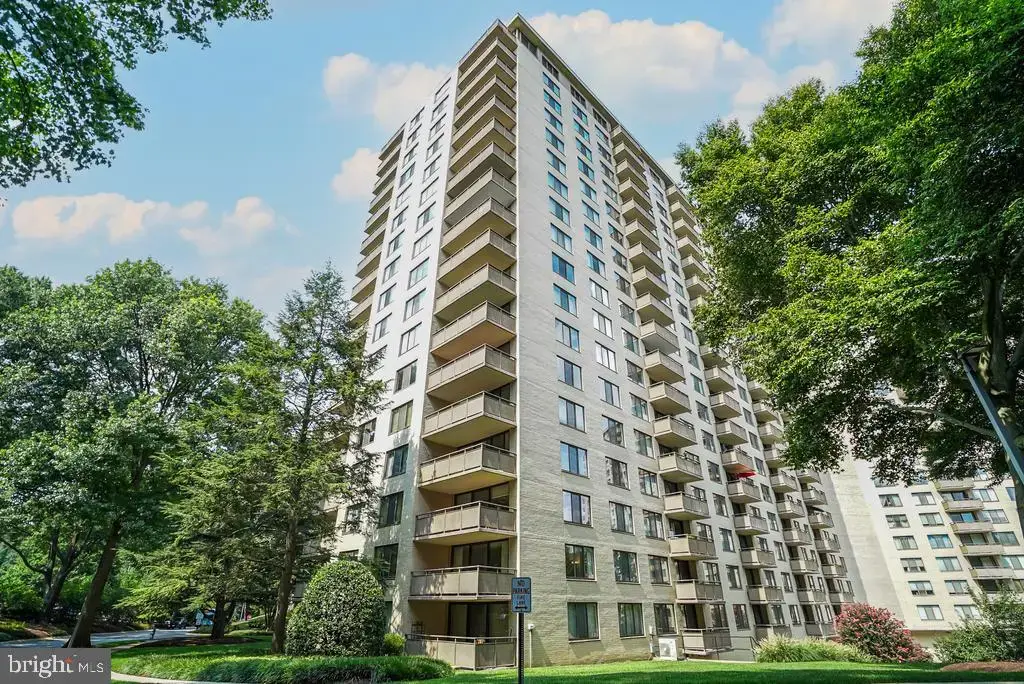 5225 Pooks Hill Rd #602s, BETHESDA