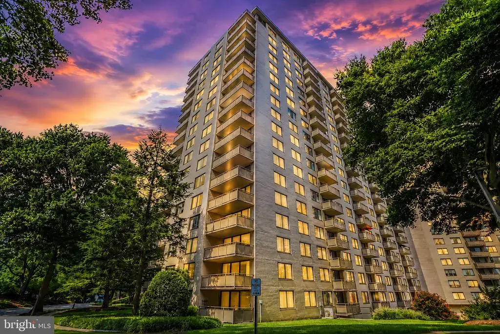 5225 Pooks Hill Rd #602s, BETHESDA
