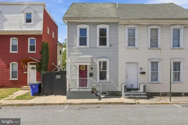 103 Elizabeth St, Hagerstown