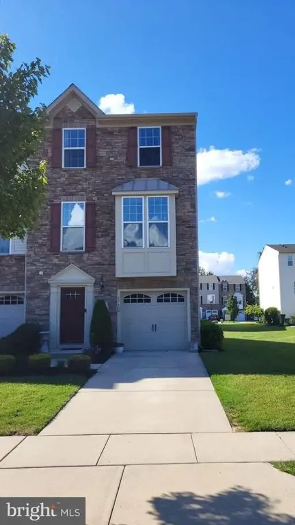175 Village Green Ln, SICKLERVILLE