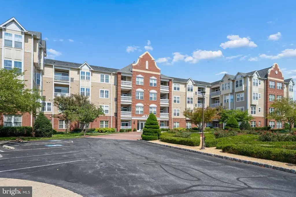 2250 Bear Den Rd #207, FREDERICK
