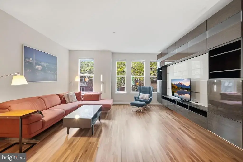 2500 Sayles Pl Se #8, WASHINGTON