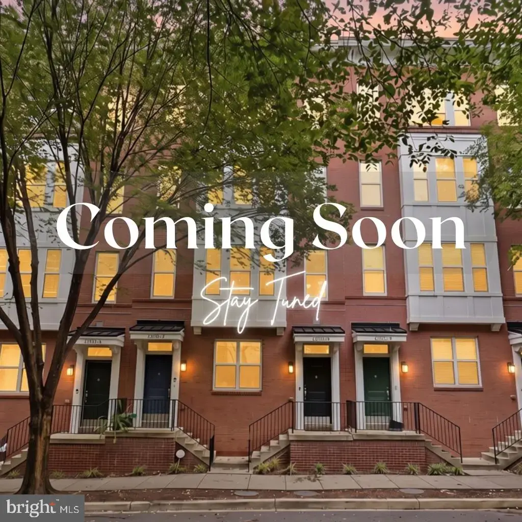 Sayles Pl Se #8, WASHINGTON