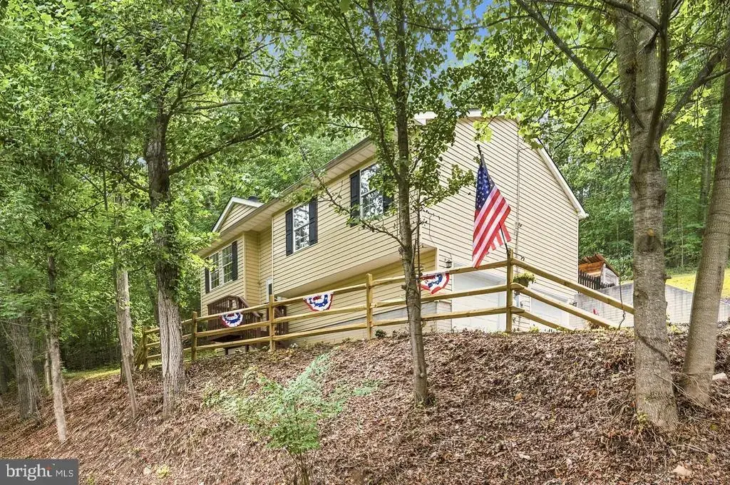 286 Oregon Hollow Rd, LINDEN
