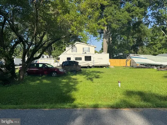 1198 Oak Ave, Shady Side