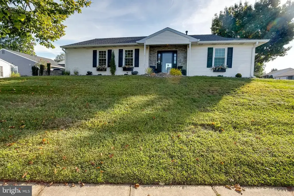 2 Waterwheel Ct, COLUMBUS