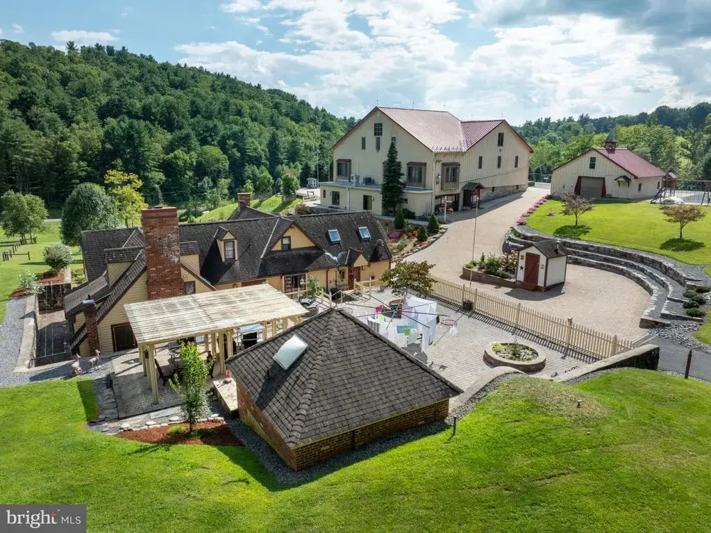 247 Sugar Run Rd, BEECH CREEK